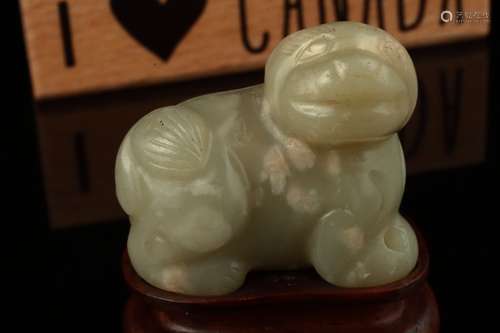 Celadon jade mythical animal, Yuan-Ming Dynasty,