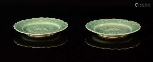 Pair Japanese Celadon Porcelain Dish with Foolion