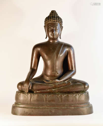 Important Antique Burmese Bronze Seated Buddha