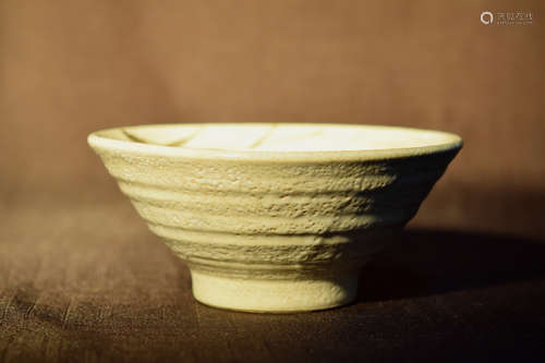 Japanese Shino Glazed Teabowl with Bamboo Scene