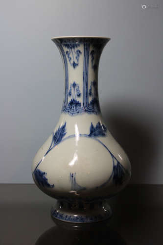 Chinese Blue White Porcelain Vase with Scrolling Lotus Vine