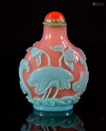 Chinese Pink and Blue Peking Glass Snuff Bottle