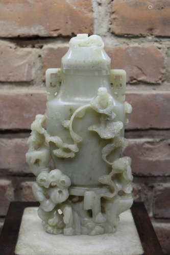 Chinese Nephrite Jade Vase with Immortal - 17th cen