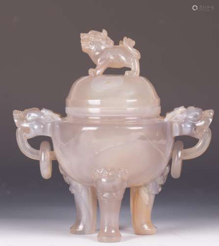 CHINESE AGATE CARVED TRIPOD COVER CENSER