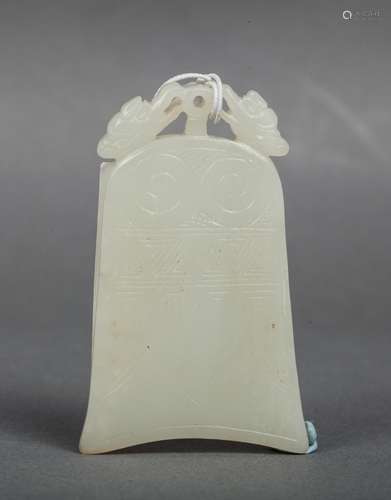 CHINESE WHITE JADE BELL SHAPE PENDANT