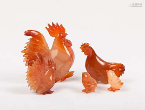 CHINESE AGATE ROOSTER AND CHICKEN GROUP