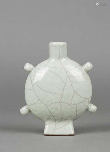 CHINESE GE TYPE GLAZED FLASK VASE