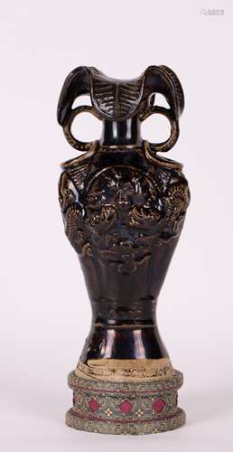 CHINESE BLACK GLAZED FOUR RING LEAF SHAPE VASE