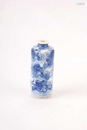 A Chinese Blue and White Porcelain Snuff Bottle