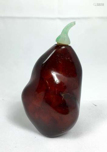 Chinese Amber Snuff Bottle