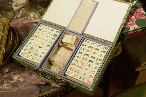 Chinese Mahjong Set