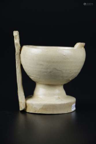 Song Dynasty Straw Glazed Oil Lamp, Original From