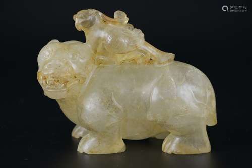 Chinese Carved Crystal Bear