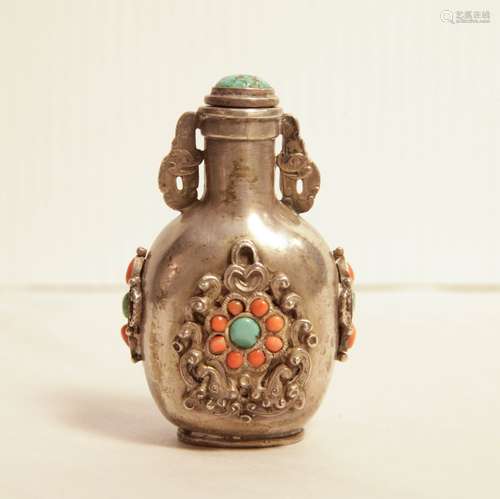 Chinese Snuff Bottle Inlaid Turquoise