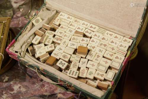 Chinese Mahjong Set