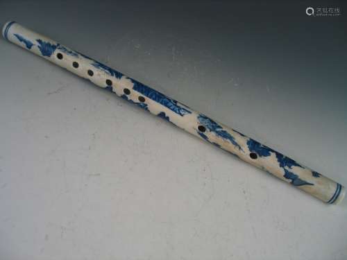Chinese blue and white porcelain flute