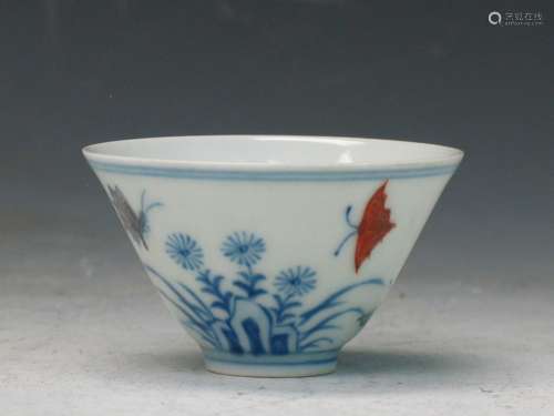 Chinese Docai porcelain cup, Chenghua mark.