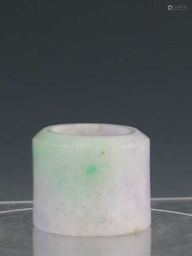 Chinese jadeite thumb ring.