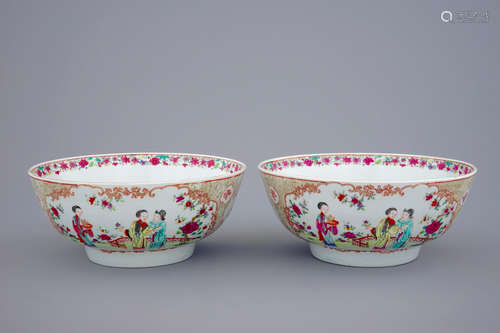 A pair of Chinese famille rose export porcelain bowls, Qianlong, 18th C.