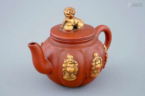 A Chinese parcel-gilt yYxing teapot and cover, 19/20th C.