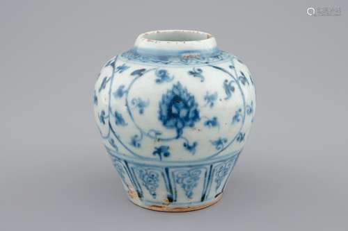 A Chinese blue and white vase with floral design, Ming Dynasty