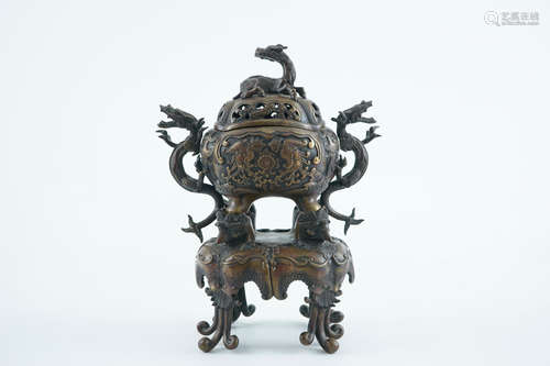 A large Japanese bronze censer on stand, Meiji, 19th C.