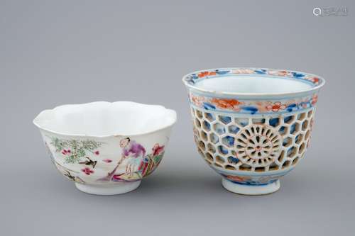 A Chinese famille rose cup, Yongzheng and an Imari-style double walled cup, Kangxi