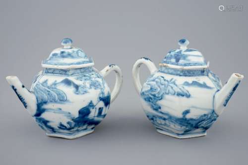 A pair of Chinese blue and white teapots and covers, 18th C.