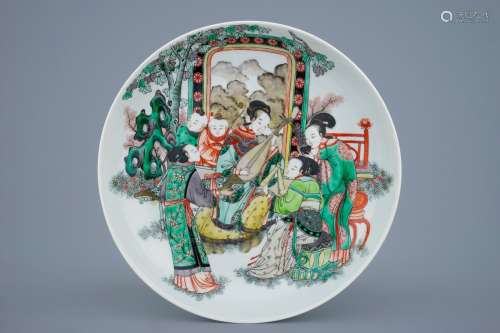 A Chinese famille verte with ladies playing music, 19th C.