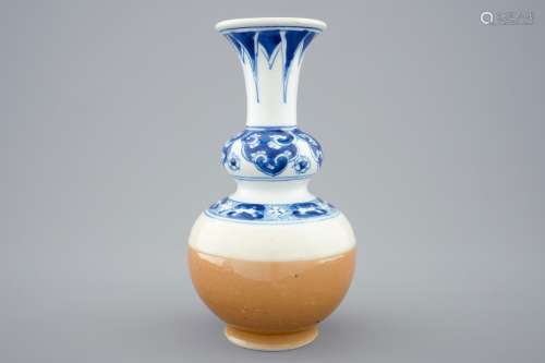 A Chinese blue and white café au lait vase, ex-coll. August the Strong, Kangxi
