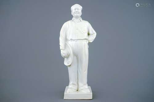 A Chinese porcelain figure of Mao, 20th C.