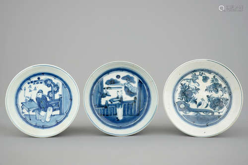 Three Japanese Arita blue and white plates, 17/18th C.