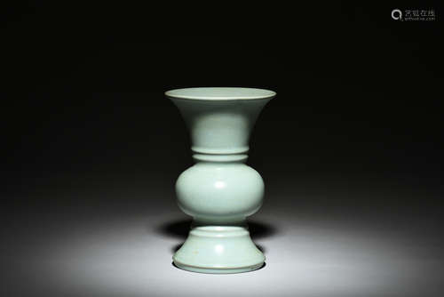 RARE RU WARE CELADON GLAZED VASE, GU