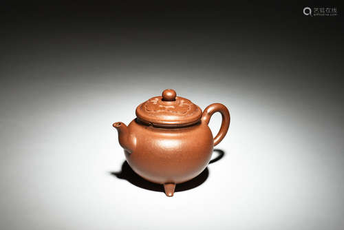 YIXING ZISHA TRIPOD TEAPOT