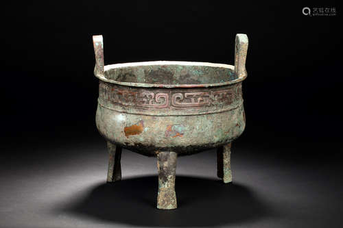 LARGE ARCHAIC TRIPOD RITUAL CENSER