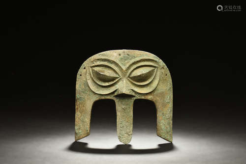 ARCHAIC BRONZE CAST MASK