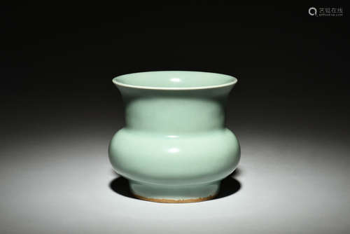 CELADON GLAZED SPITTOON