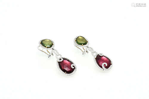 DIAMOND EARRING WITH PINK GREEN TOURMALINE 18K