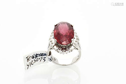 14K WHITE GOLD DIAMOND AND PINK TOURMALINE RING