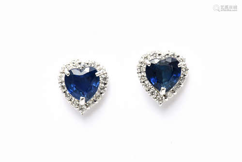 18K WHITE GOLD BLUE SAPPHIRE AND DIAMONDS EARRINGS