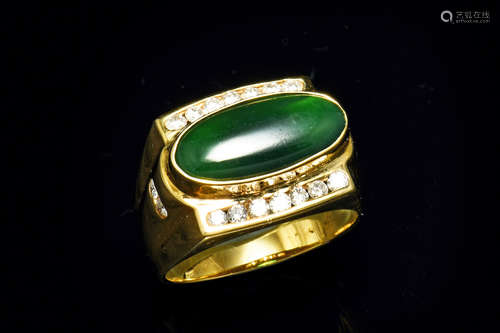 JADEITE AND 14K YELLOW GOLD RING WITH DIAMONDS