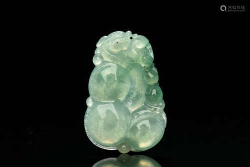 ICY JADEITE CARVED 'ANIMALS' ORNAMENT