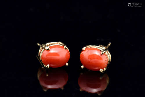 14K YELLOW GOLD RED CORAL EARRINGS