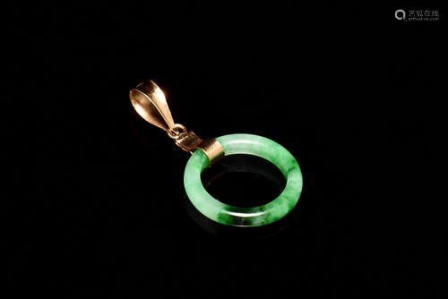 JADEITE RING SHAPED PENDANT