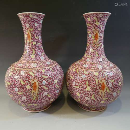 PAIR ANTIQUE CHINESE FAMILLE ROSE PORCELAIN VASE - 19TH CENTURY