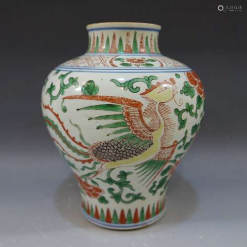 ANTIQUE CHINESE FAMILLE VERTE PORCELAIN JAR - 17TH CENTURY