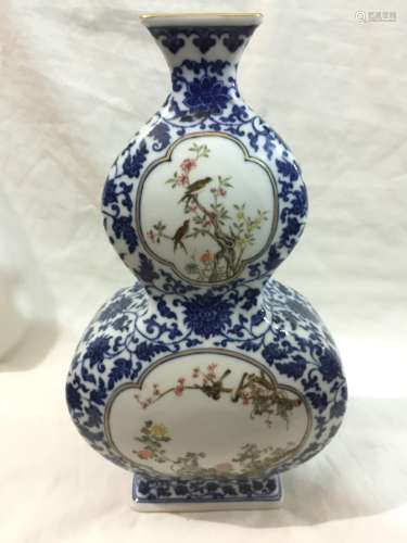 A Blue and White and Famille Rose Vase