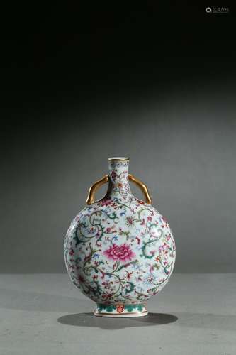 A famille rose 'peony' moonflask vase