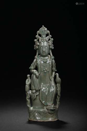 A fine Longquan Guan Yin statue