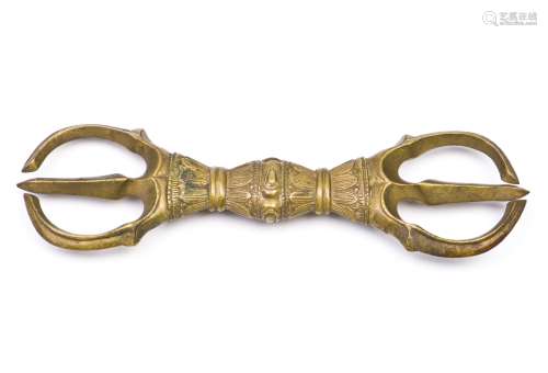 A Gilt Bronze Three-pronged Vajra Pestle